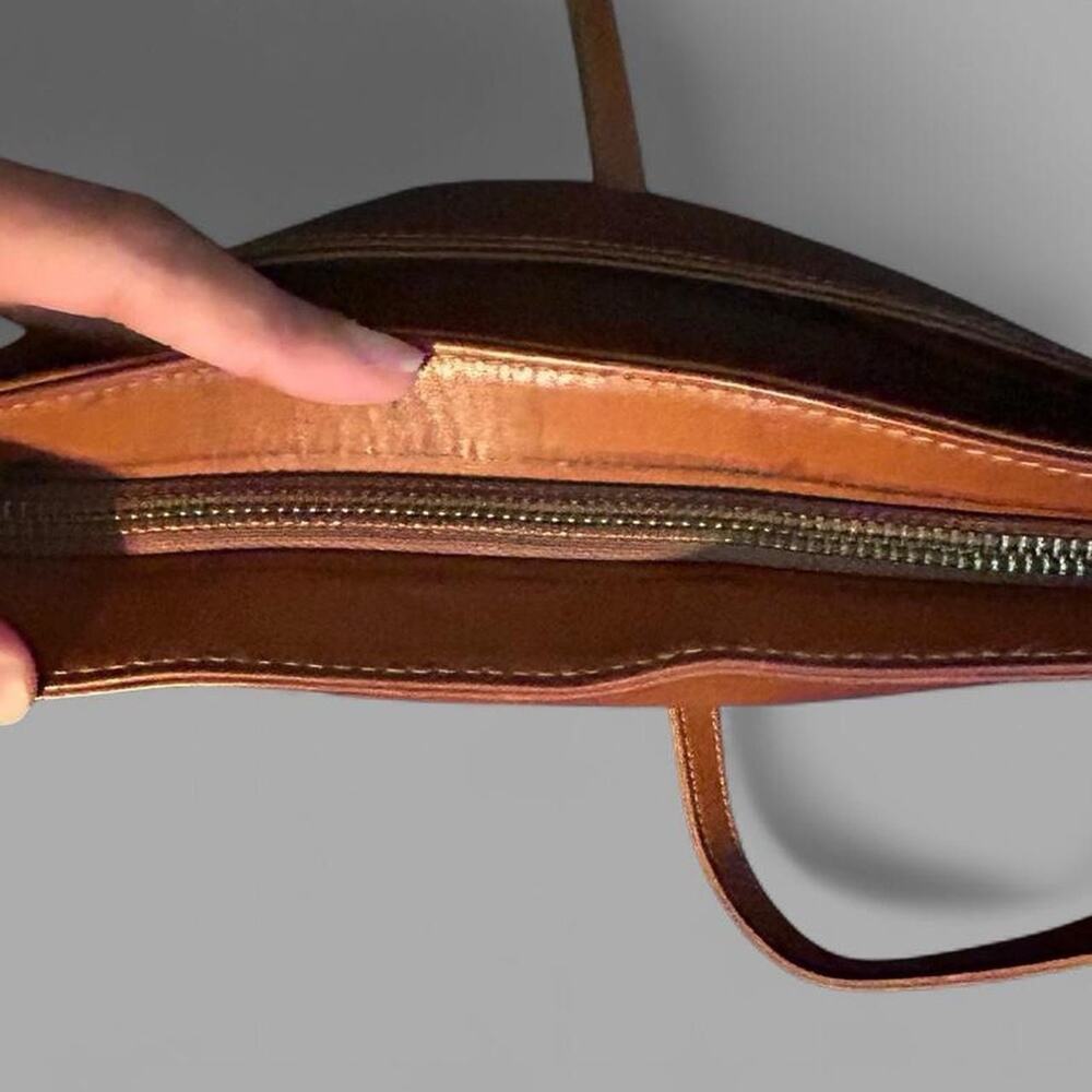 VTG G.H. Bass & Co Brown Genuine Leather Shoulder Bag | Hobo Crossbody Purse - Picture 7 of 11
